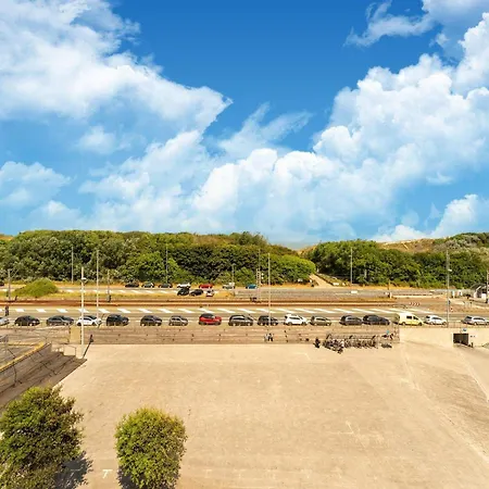 Bright Coastal In Bredene, Cleaning Included