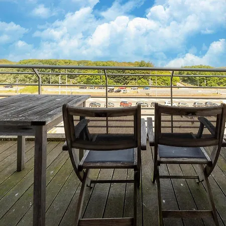 아파트 Bright Coastal In Bredene, Cleaning Included *