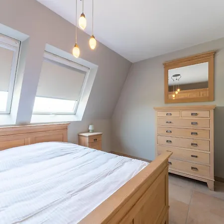 아파트 Bright Coastal In Bredene, Cleaning Included 브레데네