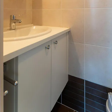 Bright Coastal In Bredene, Cleaning Included Apartment Bredene