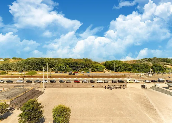 Bright Coastal In Bredene, Cleaning Included