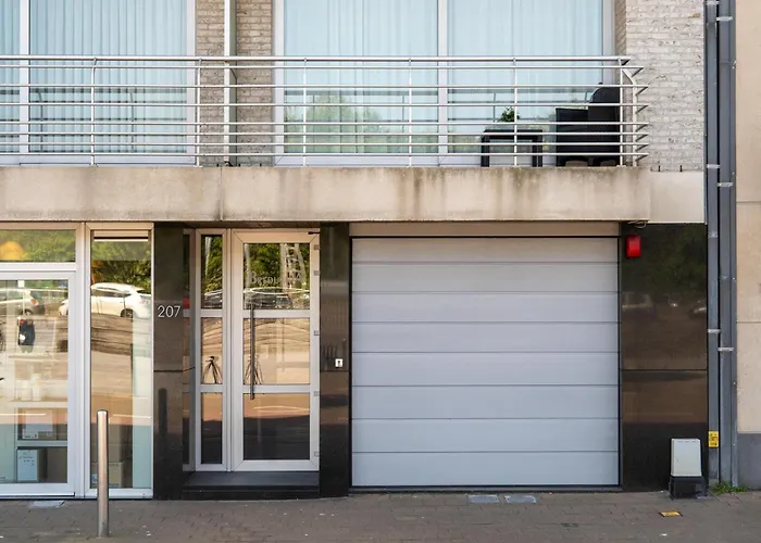 Apartment Bright Coastal In Bredene, Cleaning Included *