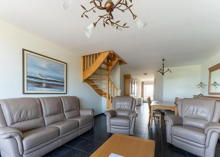 Apartment Bright Coastal In Bredene, Cleaning Included