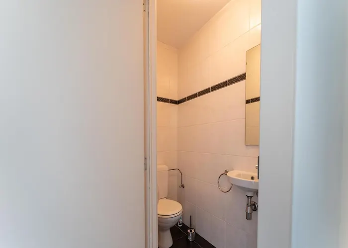 Bright Coastal In Bredene, Cleaning Included Apartment *